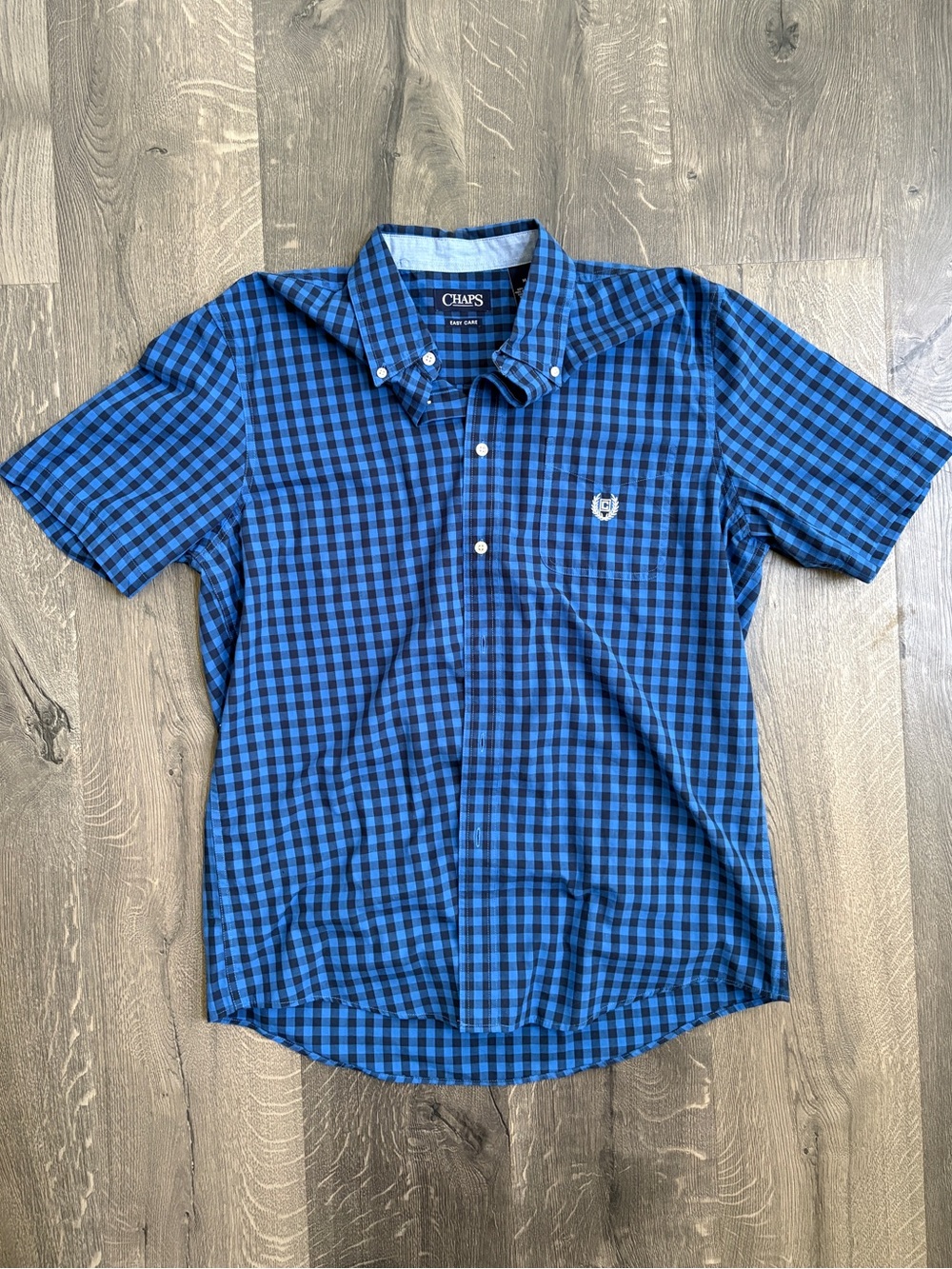 Chaps Men’s Blue Checkered/Plaid Short-Sleeve Button-Down Shirt